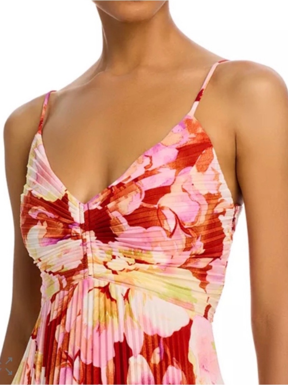 ASTR Blythe Floral Midi Dress - Picture 4 of 10